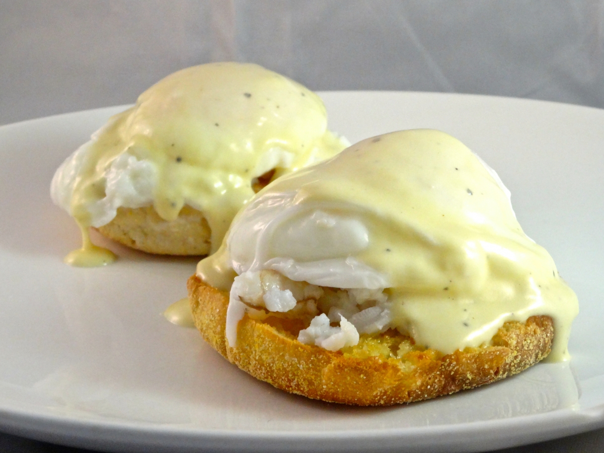 Eggs Benedict with Sous Vide Crab