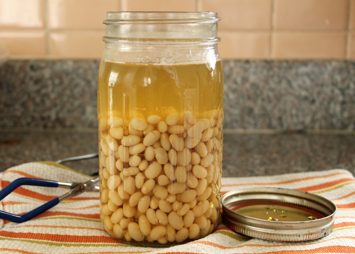https://images.anovaculinary.com/sous-vide-beans-and-lentils-in-canning-jars/header/sous-vide-beans-and-lentils-in-canning-jars-header-og.jpg