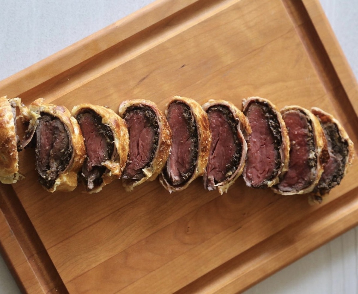 https://images.anovaculinary.com/sous-vide-beef-wellington-2/header/sous-vide-beef-wellington-2-header-og.jpg