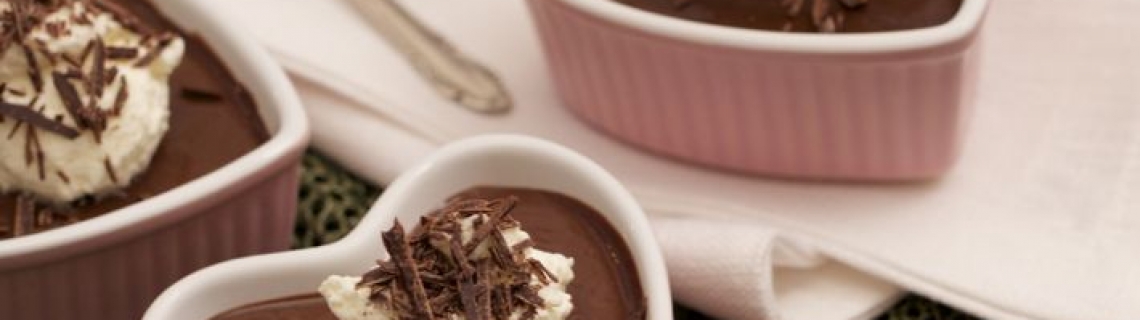 https://images.anovaculinary.com/sous-vide-cinnamon-mocha-pots-de-creme/header/sous-vide-cinnamon-mocha-pots-de-creme-header-centered.jpg