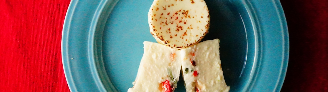 https://images.anovaculinary.com/sous-vide-egg-bites-egg-white-roasted-red-pepper/header/sous-vide-egg-bites-egg-white-roasted-red-pepper-header-centered.jpg