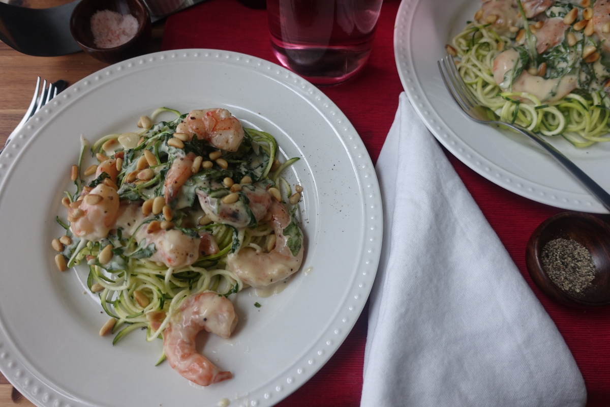 Sous Vide Garlic Shrimp with Baby Arugula in Creamy Wine Sauce