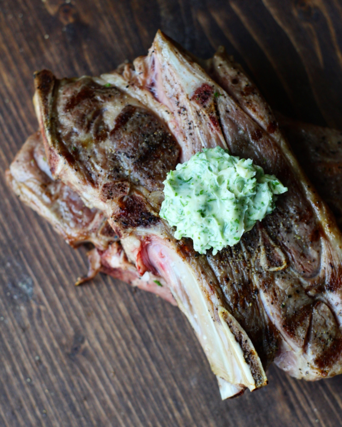 https://images.anovaculinary.com/sous-vide-lamb-chops-with-chimichurri-compound-butter/header/sous-vide-lamb-chops-with-chimichurri-compound-butter-header-og.jpg