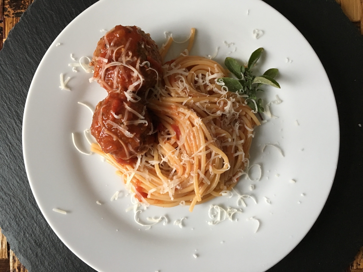 Sous Vide Old School Spaghetti And Meatballs