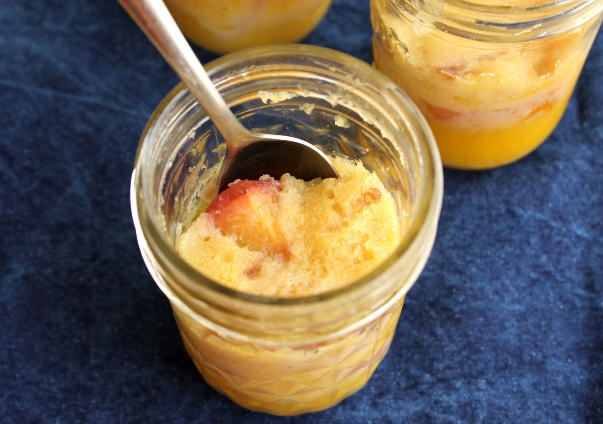 Sous Vide Peach Cobbler