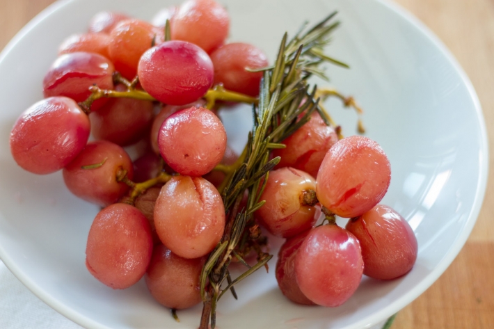 Sous Vide Pickled Grapes
