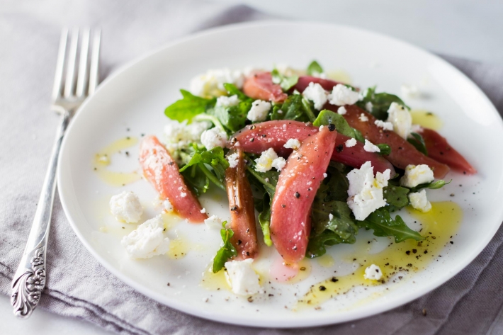 https://images.anovaculinary.com/sous-vide-rhubarb-salad-with-arugula-and-goat-s-cheese/header/sous-vide-rhubarb-salad-with-arugula-and-goat-s-cheese-header-medium.jpg