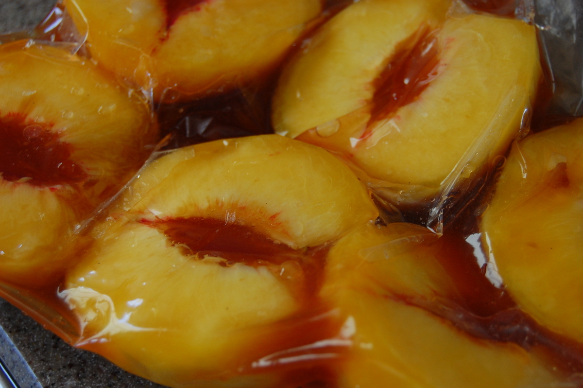 sous-vide-rum-poached-peaches-with-vanilla-directions-image-1.jpg