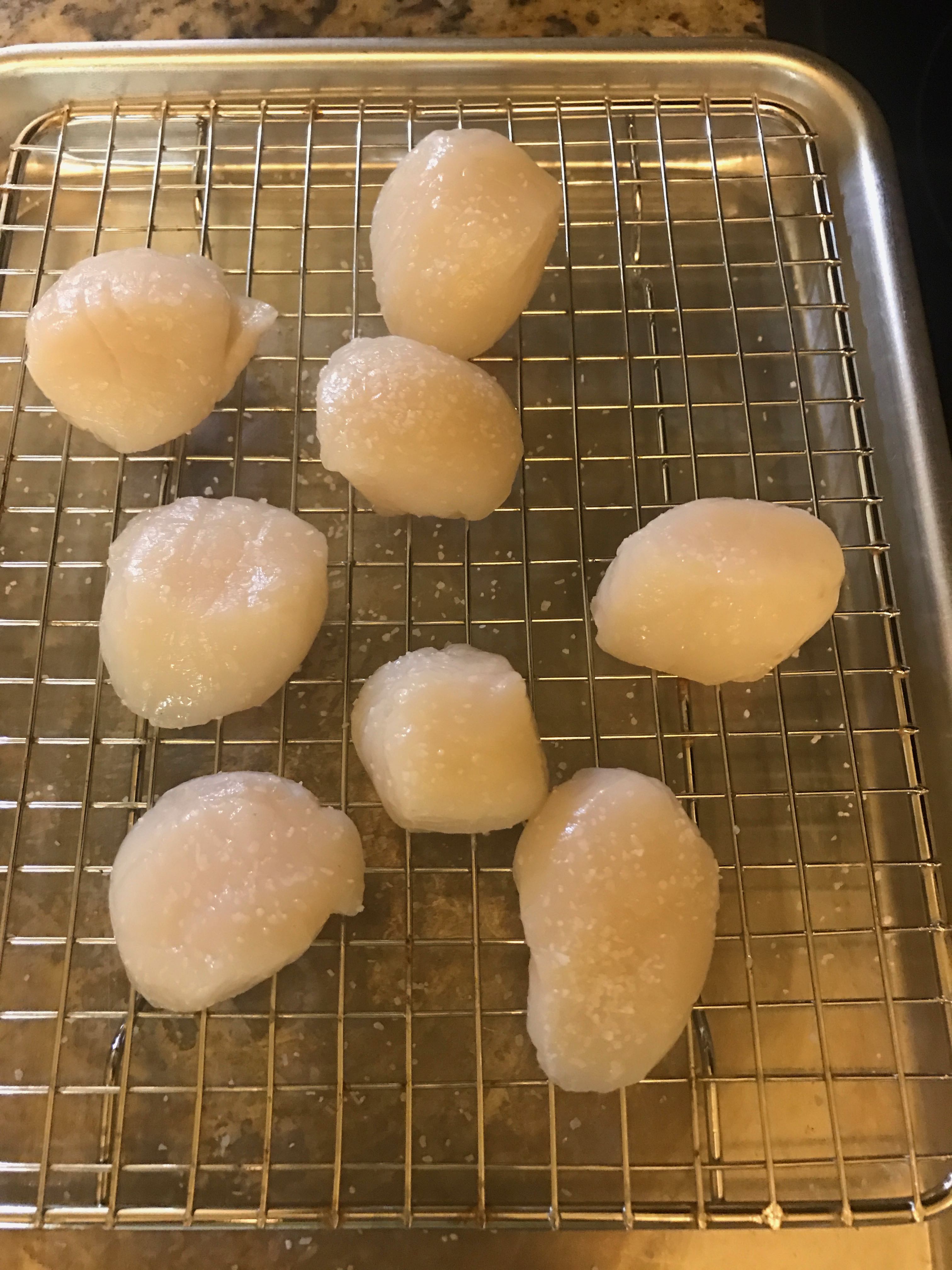 Sous Vide Scallops with Bacon and Spinach